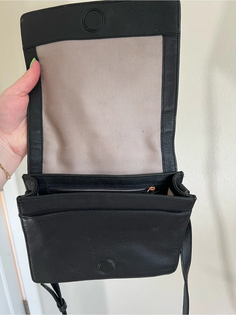 RADLEY London Black Floral Appliqué Crossbody Bag - Picture 6 of 8